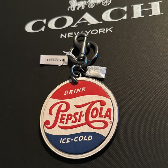 NWT Coach Pepsi Keychain FOB Leather Drink Soda Pop Logo Bag Charm Rare - Picture 2 of 7